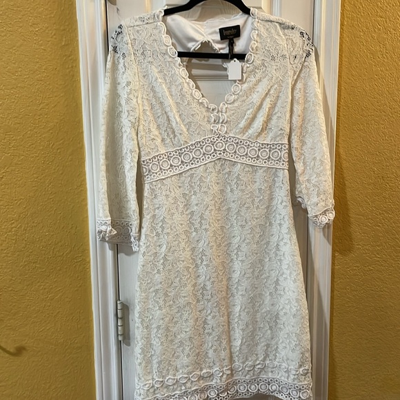 Laundry By Shelli Segal Size 4 Cream Crocheted Lace Dress - Picture 1 of 7